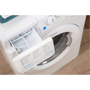 Стиральная машина узкая Indesit BWSA51051, 5 кг, 1000 об/мин, F, Белый